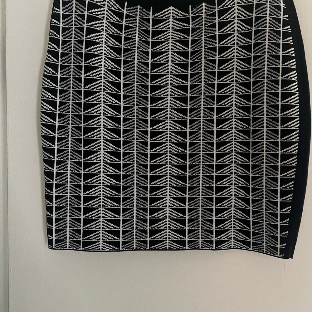 RACHEL Rachel Roy Black and White Graphic Women's Mini Skirt M